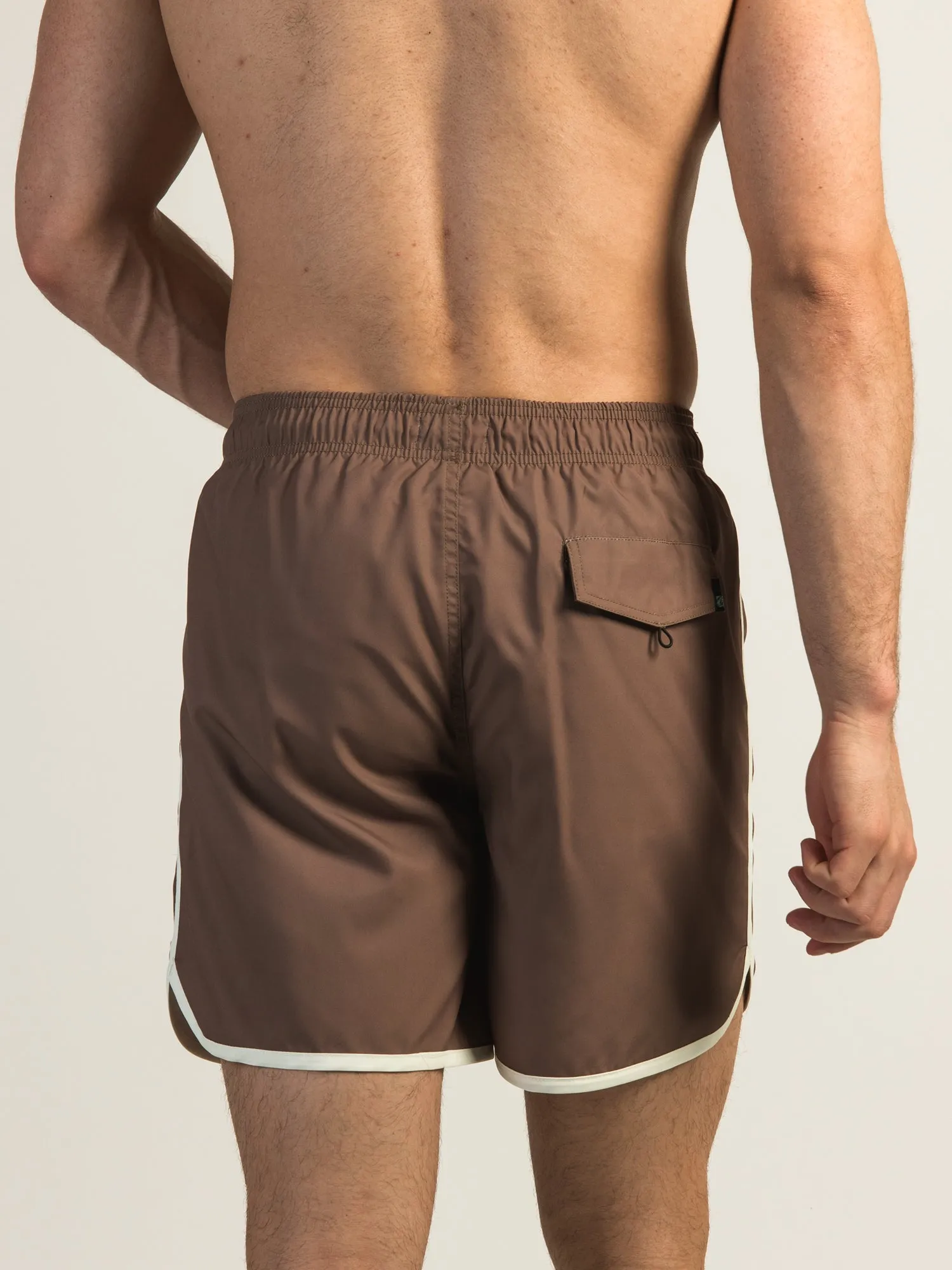 ISLAND HAZE 7 SCALLOP SHORT